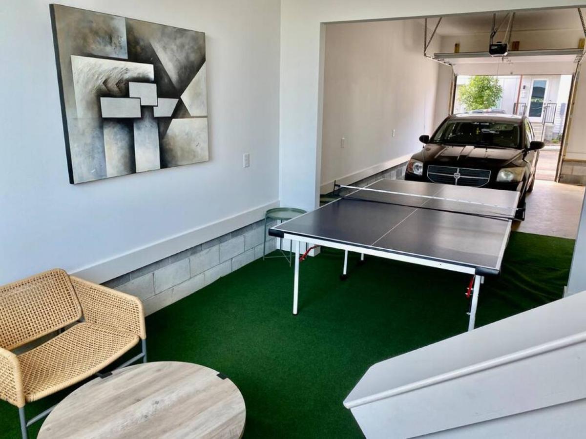 Big New And Modern With Skyline View Mural And Ping Pong Nashville Dış mekan fotoğraf